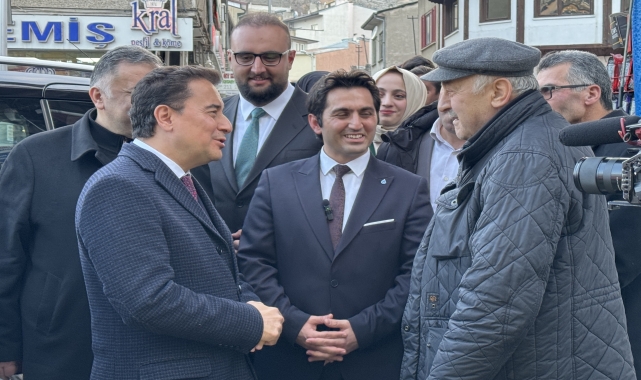 DEVA Partisi Genel Başkanı Babacan, Bayburt'ta seçim çalışmalarını sürdürdü