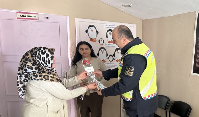 Havza'da jandarma 8 Mart Dünya Kadınlar Günü'nü kutladı