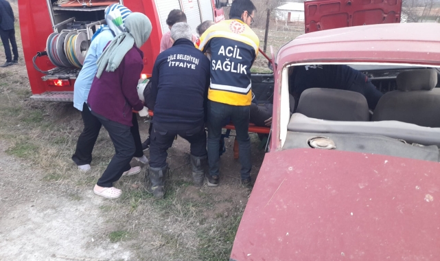 Tokat'ta iki otomobilin çarpıştığı kazada 1 kişi yaralandı