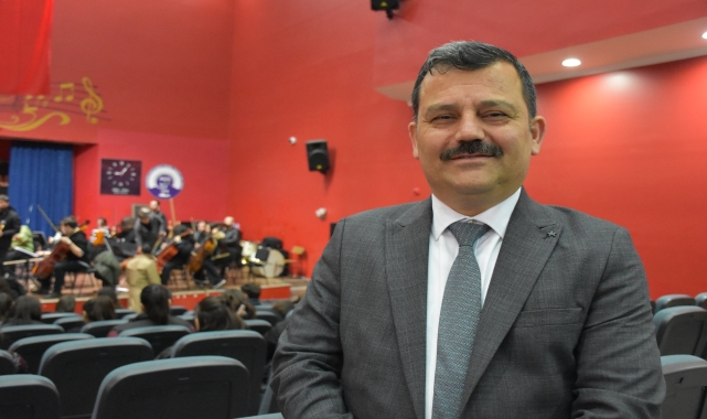 Trabzon'da öğrenciler ve bando takımından oluşan 100 kişilik ekip konser verecek