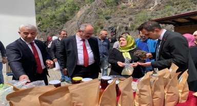 Çaykara'da ata tohumu takası gerçekleştirildi