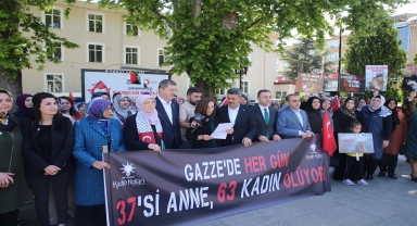 AK Parti'li kadınlar, Gazze'de yaşam hakkı ellerinden alınan anneler için buluştu