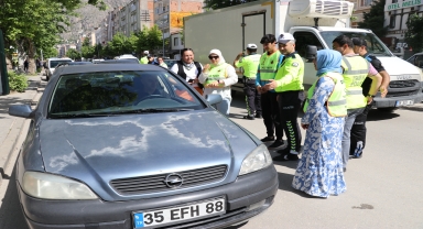 Amasya'da engelli bireyler bir günlüğüne polis oldu