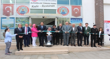 Bafra'da Engelli Koordinasyon Merkezi'nin el emeği ürünler sergisi açıldı