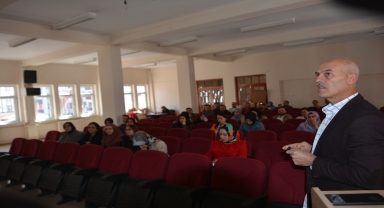 Çaykara'da öğretmenlere temel iş sağlığı ve güvenliği eğitimi verildi