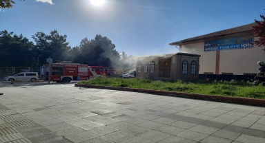 Çorum'da trafoda çıkan yangın söndürüldü