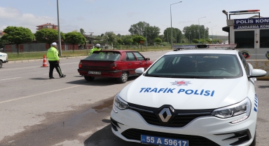 Havza'da dron destekli emniyet kemeri ve cep telefonu denetimi yapıldı
