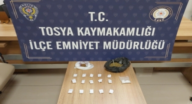 Kastamonu'da uyuşturucu operasyonunda yakalanan iki zanlıdan biri tutuklandı
