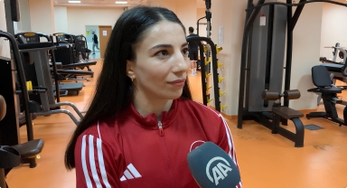 Milli kadın güreşçiler olimpiyatlara isimlerini