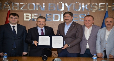 Trabzon Büyükşehir Belediyesi ve Bem-Bir-Sen arasında protokol imzalandı