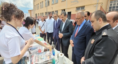 Vezirköprü Anadolu Lisesi TÜBİTAK Bilim Fuarı açıldı