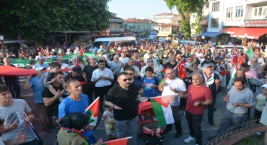 Akçakoca'da Filistin'e destek yürüyüşü düzenlendi