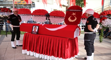 Kocaeli'de trafik kazasında şehit olan polis, Ordu'da son yolculuğuna uğurlandı