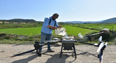 Saraydüzü'nde çiftçilerin dron kullanımı yaygınlaşıyor