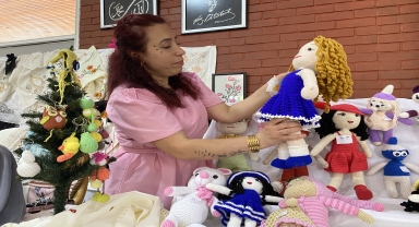 Yakınlarını kaybettiği akciğer kanserini tedavinin yanı sıra yüksel moralle yendi