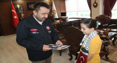 Amasya'da 9 yaşındaki çocuk harçlığını Gazze'ye destek için bağışladı