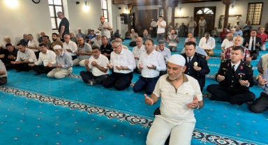 Bafra'da camilerde 15 Temmuz şehitleri için mevlit okutuldu