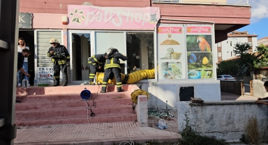 Çorum'da petshopta çıkan yangın söndürüldü