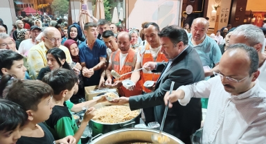 Devrek'te 10 bin kişiye aşure dağıtıldı