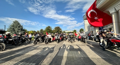 Düzce'de 400 motosikletle