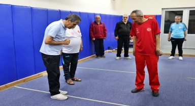 Huzurevi bocce takımının kaptanlığı 78 yaşındaki