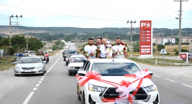 Kırkpınar'da derece alan pehlivanlara Ladik'te karşılama töreni yapıldı