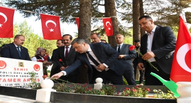 Orta ve Doğu Karadeniz'de 15 Temmuz dolayısıyla şehitlikler ziyaret edildi