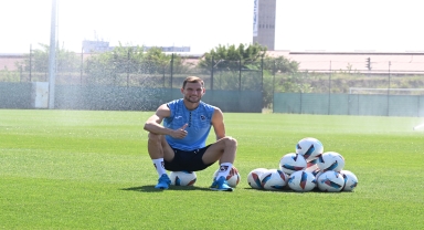 Trabzonspor'un yeni transferi Barisic, Macaristan kampında açıklamalarda bulundu: