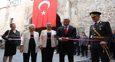 Karabük'te geliri Türk Silahlı Kuvvetlerine bağışlanacak sergi açıldı