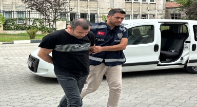 Samsun ve Sakarya'da 2 kişiyi 1 milyon 768 bin lira dolandıran zanlı tutuklandı