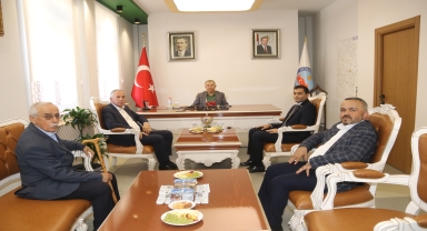 Amasya Valisi Doruk'un veda ziyaretleri devam ediyor