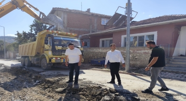 Artova'da altyapı ve asfaltlama çalışması sürüyor
