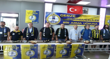 Gerze'de Fenerbahçe taraftarları kahvaltı programında buluştu