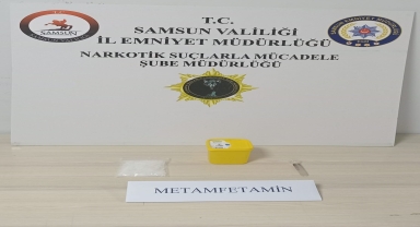 Samsun'da bir şüpheli otel odasında uyuşturucuyla yakalandı