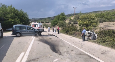 Sinop’ta üç aracın karıştığı kazada 3 sürücü yaralandı