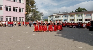 Terme'de İlköğretim Haftası kutlandı