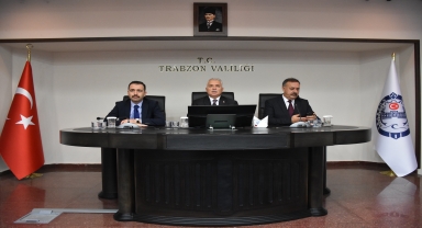 Trabzon'da kahverengi kokarcayla mücadele kapsamında toplantı düzenlendi