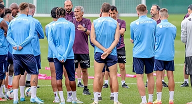 Trabzonspor Kafilesi Gaziantep'e Hareket Etti