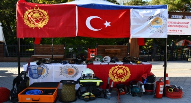 Vezirköprü'de itfaiye araç gereçleri sergilendi