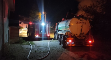 Yeniçağa'da odunlukta çıkan yangın söndürüldü