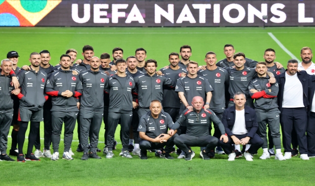 A Milli Futbol Takımı Samsun'a geldi