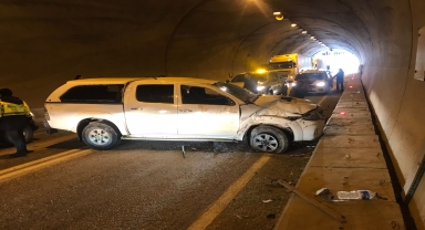 Artvin'de trafik kazasında aynı aileden 3 kişi yaralandı