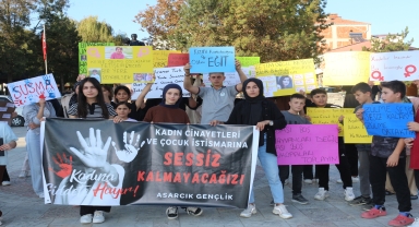 Asarcık'ta kadına şiddete tepki için yürüyüş düzenlendi