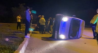 Çorum'da hafif ticari araç ile cip çarpıştı, 2 kişi yaralandı