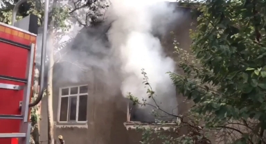 Karabük'te 2 katlı müstakil evde çıkan yangın söndürüldü