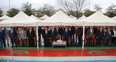 Karabük'te bilim şenliği başladı