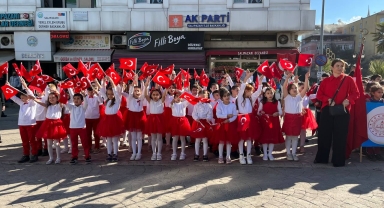 Salıpazarı'nda Cumhuriyet Bayramı kutlandı