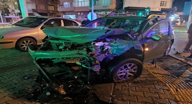 Samsun'da iki otomobilin çarpıştığı kazada 2 kişi yaralandı