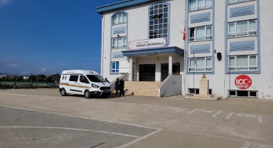 Samsun'da okul bahçesindeki banka yorgun mermi isabet etti