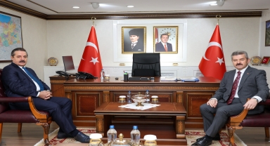 AK Parti Artvin Milletvekili Çelik'ten Vali Ergün'e ziyaret